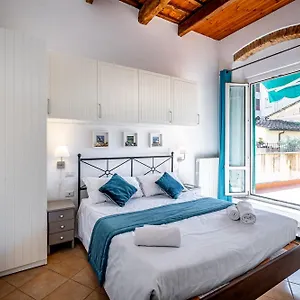 Roommo Beccaria Florence